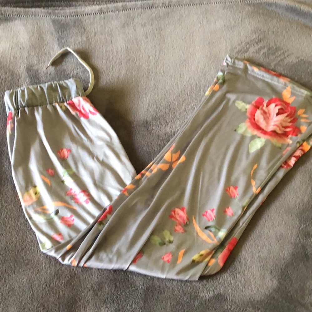 Floral lounge pants